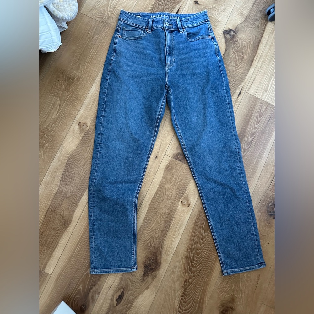 American Eagle Mom Jeans